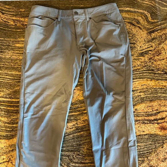 Lululemon ABC-Classic Fit 5 Pocket Pant Size 32/29 - Grey - Picture 4 of 6